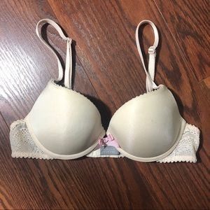Victoria’s Secret bra 34A in taupe